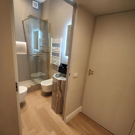 아파트 Ottoboni 2b Luxury Penthouse
