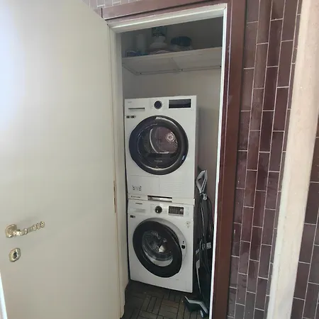 아파트 Ottoboni 2b Luxury Penthouse *