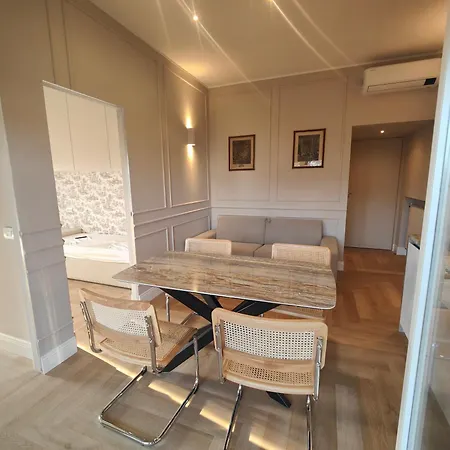 아파트 Ottoboni 2b Luxury Penthouse 밀라노